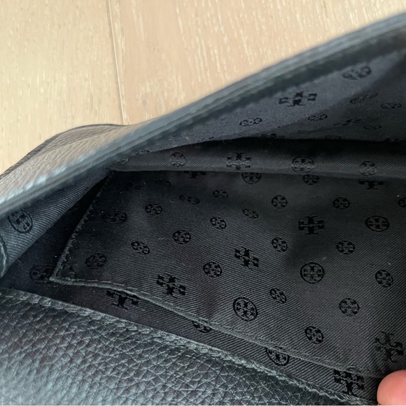 Tory Burch Black Crossbody Bag - Picture 9 of 10
